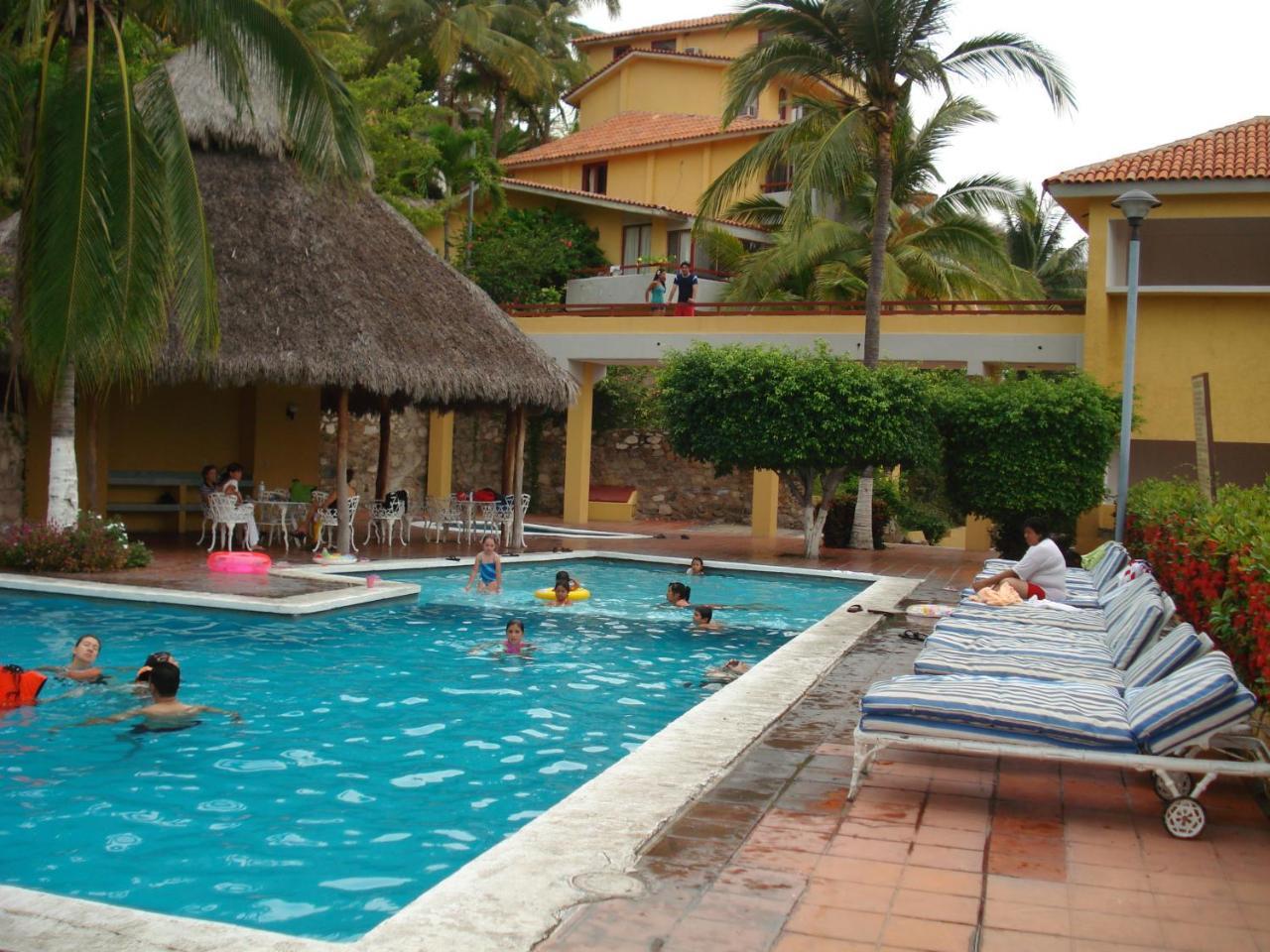 Villas Del Palmar Manzanillo With Beach Club Exterior photo